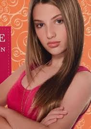 Kristen Gregory's Instagram, Twitter & Facebook