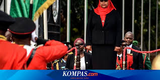 Zanzibaru už se díky tomu začalo říkat czechzibar, dovolenou tady trávila dara rolins (48) či. Profile Of Samia Suluhu Hassan Tanzania S First Female President Page All World Today News