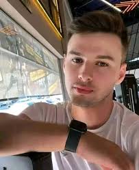 He needs real love, not F@KE love.. He's looking for girlfriend, for true  love He doesn't want no one f@ke, he's ready to vc with real ppl You know,  he's 30 years