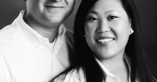 Wade, Hubbard to wed May 2