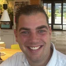 Lisa Maeder's Instagram, Twitter & Facebook