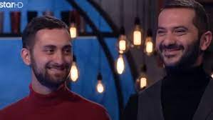 Στους κριτές του masterchef έκανε αφιέρωμα το περιοδικό downtown και οι δημοσιογράφοι, πάνος ζόγκας, φανή πλατσατούρα και νάνσυ φαφούτη. Masterchef O Koytsopoylos Postare Ton Swsia Toy Kai To Pame Paketo Mama 8elw Na Milhsoyme Pics Plus Viral Gazzetta Gr