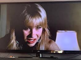 This is a young baby, away from it's moma. 😥 must watch, til the end !