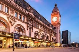 Un hôtel face à la gare de lyon pour un emplacement stratégique. Ich Liebe Bahnhofe Gare De Lyon Paris Reisebewertungen Tripadvisor