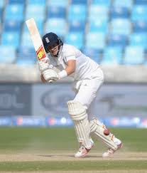 His tendency to have long discussions with senior players is reminiscent of alastair cook at his worst. Pakistan Vs England 2015 Live Cricket Score 2nd Test At Dubai Cricket Country