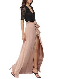 Romantico e chic, l'abito lungo in tulle di twinset con maxi volant e gonna a mezza ruota abbinato a una tunica sottoveste in jersey. Vestiti Lunghi Eleganti Acquisti Online Su Ebay