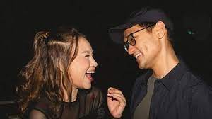 Free mp3 download ▶ rossa ft afgan download lagu rossa ft afgan dan streaming kumpulan lagu rossa feat. Afgan Blak Blakan Ngaku Tak Punya Niat Nikahi Rossa Sang Diva Diam Diam Kesal Karena Hal Ini Berasa Umur 20 Herstory