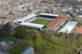 Germinal beerschot antwerpen kept the matricule n°3530 of ekeren to keep their place in the first division, but retained the stadium of beerschot, rebuilding it in the process. Stadium And Mobility Beerschot