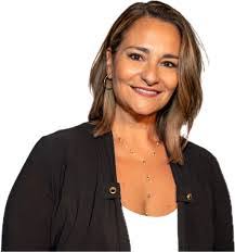 Arelia Douglas's Instagram, Twitter & Facebook