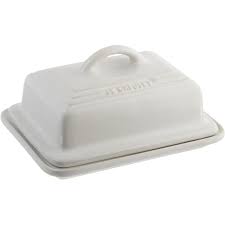 Read customer reviews and common questions and answers for le creuset part #: Le Creuset Pg0307 1716 Heritage Stoneware Butter Dish 6 75 X 5 X 3 5 From Usa Shopee Malaysia