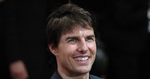 Porcelain dental veneers are one of the best and quickest solutions for dark teeth or teeth that are chipped, stained, crooked, or have gaps and spaces between them. The Story Behind Tom Cruise S Unique Teeth And Smile Mimicnews