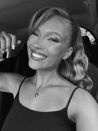 ☆ LALY (@laly.snl)