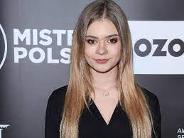 She is an actress and producer, known for listy do m. Julia Wroblewska Ma Nowego Chlopaka Zdjecie Opublikowane Przez Aktorke Nie Pozostawia Cienia Watpliwosci