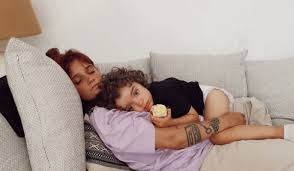Doente com uma grande constipação, que a afastou do companheiro e dos filhos. Carolina Deslandes Revela Autismo Do Filho De 3 Anos Ainda Sem Falar O Santiago Ja Me Disse Os Mais Bonitos Poemas