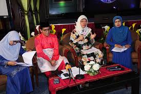 Download lagu, lirik lagu, dan video klip terbaru. 47 Program Baharu Sucikan Hati Salam Ramadan Di Rtm Utusan Borneo Online