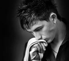 pin on crying pictures