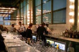 Le serpent is ruim zestig meter lang en rond 1920 in frankrijk gebouwd. The Menu Of Le Serpent Open This Week Eater Montreal