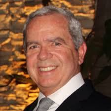 Truly honored to be recognized by The Latin American Lawyer 🙏🏻 — and  seeing Virtu GNL alongside my name makes my life's purpose even clearer.  ______ É uma honra ser reconhecida pelo