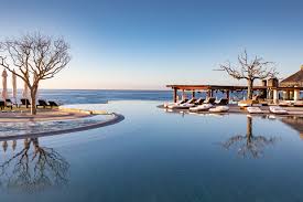 Where Can We Go? Las Ventanas Al Paraiso! | Camila Coelho