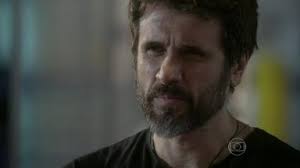 Gael questiona Cobra sobre conversa de Lobão e Karina