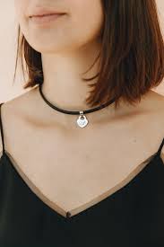 Benutzerdefiniertes schwarzes Halsband