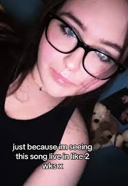 promise im not devoid of all emotion x #txt