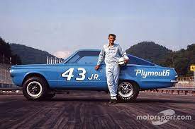 When nascar put a temporary ban on the 426 hemi in 1965, you went drag racing. Nascar Legend Richard Petty Earns Another Racing Honor