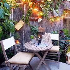 41 Small Garden Ideas For Tiny Outdoor Spaces Https Wonderfulbackyard Com 2018 11 15 41 Sma Small Outdoor Furniture Small Outdoor Patios Small Outdoor Spaces