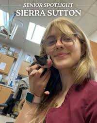 Our next Senior Spotlight is Safwan Jaweed, who is graduating with a degree  in Neuroscience from Cincinnati, Ohio! Safwan's favorite Stater memory is  going to Oval Beach and Light Up the Lake