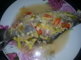 1 sudu besar gula apung thai (boleh diganti dengan gula melaka asalkan sebati rasa dia, dah ok. Resepi Ikan Siakap Masak Stim Limau