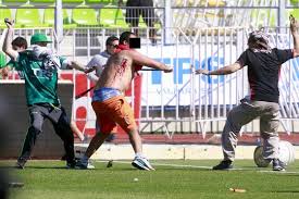 Gonzalo castellani unión la calera. Riots Santiago Wanderers Colo Colo 06 12 2015