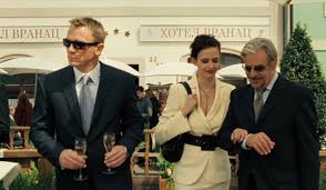 After arriving at the one and only ocean club (now known simply as the ocean club) bond heads for the bar where alex dimitrios is playing poker. Daniel Craig James Bond In Casino Royale Montenegro Grand Hotel Pupp Karlovy Vary Tjeckien With Champagne Bollinger Glass Flute With Bollinger Logo On The Glass