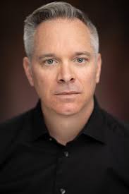 Scott Fee's Instagram, Twitter & Facebook