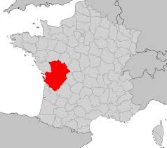 En partenariat avec booking, nous vous proposons un large éventail d'hébergements (hôtels, gîtes, b&b, campings, appartements) dans le département de votre choix. Carte Du Poitou Charentes Plusieurs Cartes De La Region En France