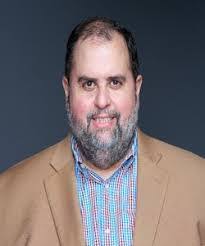 Chris Eisner's Instagram, Twitter & Facebook