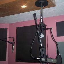 Two persons will be needed when mounting this unit. Ceiling Microphone Mounts Now There S An Idea I Wouldn T Have Thought Of This Could Come In Handy Estudio De Grabacion Estudio