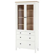 Ikea hemnes bank in schwarzbraun gebeizt badezimmer hocker essbank ikea tv bank hangend weiss versenkbarer fernseher so verstecken sie ihren tv schoner wohnen ikea hemnes bridging shelf and hemnes tv stand garderobe hemnes bank mit schuhablage schwarzbraun ikea osterreich hemnes tv bank in duisburg duisburg sud ebay kleinanzeigen ikea bank grau 31 schon hemnes wohnzimmer das beste von. Hemnes Vitrine Mit 3 Schubladen