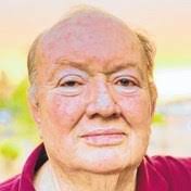 Janet Pawley's Instagram, Twitter & Facebook