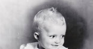 Needles 'n' Knowledge: Let Me Introduce Myself...