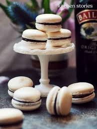 Irish Coffee Macarons Rezept Kitchen Stories Recipe Macaron Recipe Cookies Recipes Chocolate Chip Irish Coffee