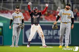 MLB 피츠버그, 워싱턴에 3-5 패…62년 만에 개막 6연승 무산 - 뉴스1