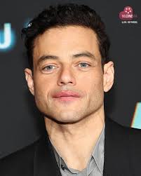 Un'esperienza immersiva, a metà tra realtà aumentata e videogioco. In "F1",  di Joseph Kosinski, sembra di essere in pista con i protagonisti del film!  🎬 Una pellicola che nel suo primo weekend