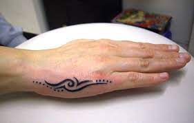 This is a great tattoo ideas for those couple who are in love. 20 Small Hand Tattoos Designs And Ideas Yo Tattoo