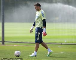 Los estudios dieron bien y volvió a unirse a la delegación. Emiliano Martinez On His Tough Upbringing In Argentina As Arsenal Keeper Emerges As Standout Player Football Frenzied