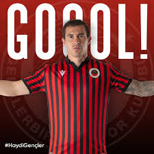 Footballer who currently plays for gençlerbirliği. Adri Baurovic Deradriyt Twitter