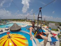 Tirolesa en la riviera maya zip line canopy comienza el viaje a cozumel es de 8.00am a 7.30pm e incluye transportación redonda saliendo desde nuestra marina en cancun, comida buffet. Bungee In Cancun And Other Crazy Adrenaline Fuelled Activities 2018
