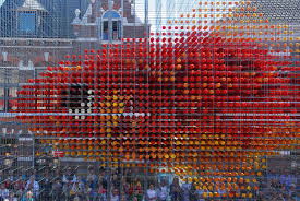 Bestand:Moleculair Klein-Zundertse Heikant corso Zundert 2010 foto Stijn  van Bladel.jpg - Wikipedia