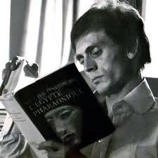 الصفحة الرسمية للفنان محمد صبحي