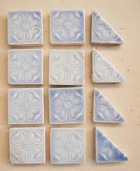 Fliesen sind ein traditioneller baustoff für küche, wohnzimmer und bad. Fliesen Einleger 4 5 X 4 5 Um 1900 Historische Bauelemente Jetzt Online Bestellen