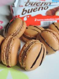 Macarons Bei Kinder Bueno Macaroon Recipes Macaron Recipe Macaron Cookies